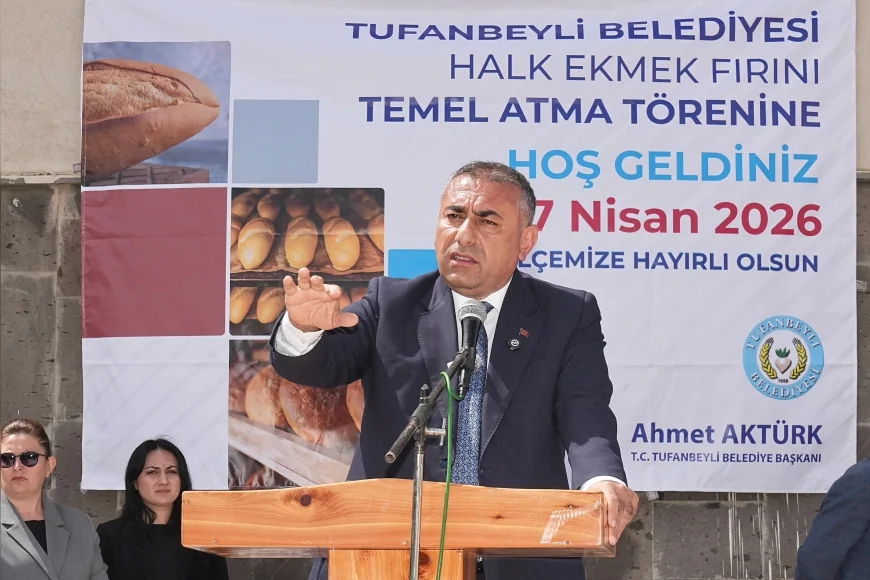 Adana Büyükşehir Belediyesi Tufanbeyli’de üreticiye tohum desteği sağladı halk ekmek fabrikasının temeli atıldı