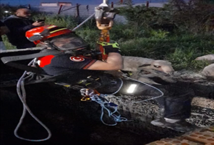 İzmir Bornova’da 20 Metrelik Kuyuya Düşen Kuzu İtfaiyenin Müdahalesiyle Kurtarıldı