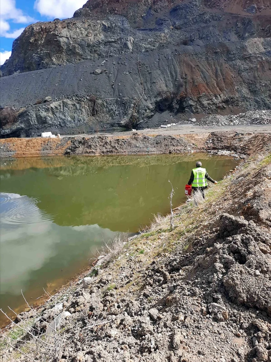 Yenimahalle Belediyesi Yaz Öncesi Sinek ve Haşerelere Karşı Larva Mücadelesini Sürdürüyor