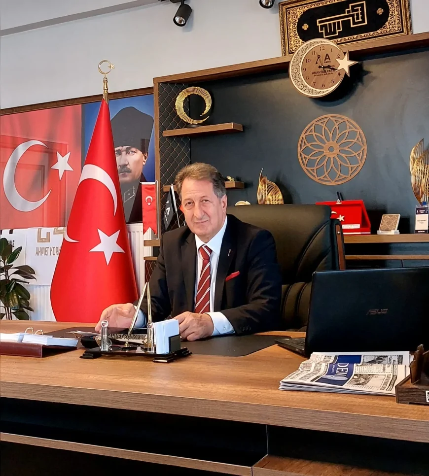 ANAHTAR PARTİ ERZİNCAN İL BAŞKANI AHMET KORKMAZ: “23 NİSAN’IN MESAJI ÇOCUKLARIMIZIN GÜVENLE GELECEĞE YÜRÜYEBİLMESİDİR”
