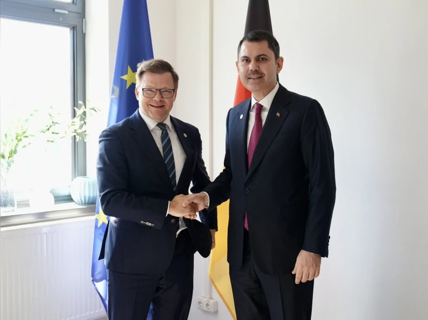 Çevre Şehircilik ve İklim Değişikliği Bakanı Murat Kurum Petersberg İklim Diyaloğu’nda küresel iş birliği temaslarını görüştü