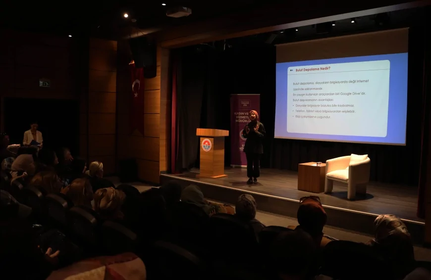 Maltepe Belediyesi kadınlara e-ticaret ve dijital itibar yönetimi eğitimi verdi