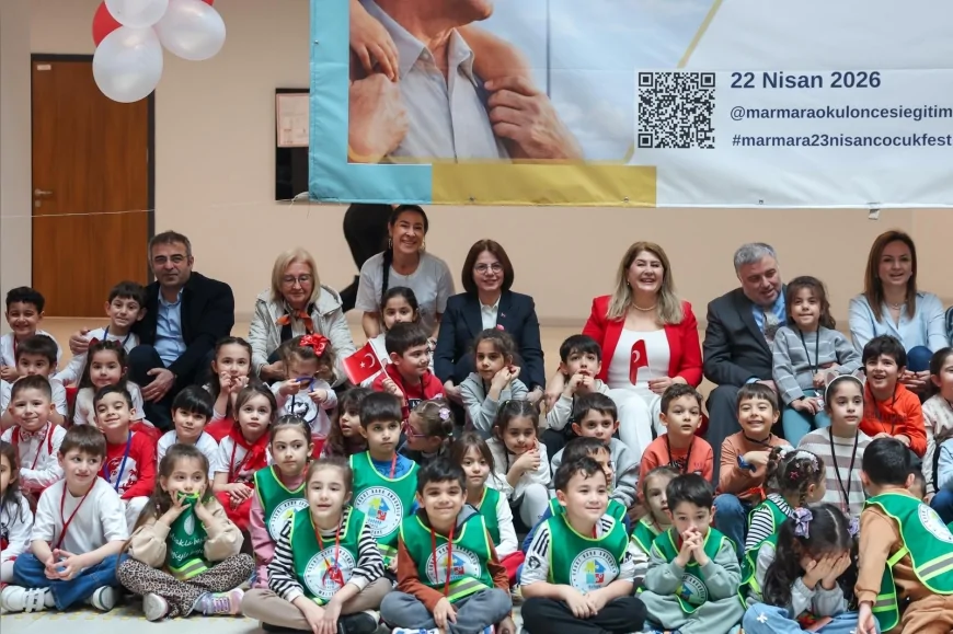 Maltepe Belediye Başkanı Esin Köymen 23 Nisan’da koltuğunu çocuklara devretti öğrenciden çevre vurgusu geldi