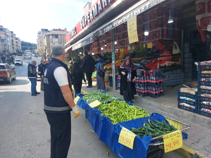Maltepe’de Fındıklı Mahallesi’nde Yaya Geçişini Engelleyen İşgaller Kaldırıldı