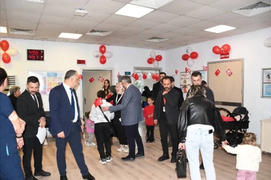 Çorum Hitit Üniversitesi Hastanesi Başhekimi Doç. Dr. Muhammed Gömeç: “Çocukların 23 Nisan sevincini acil serviste paylaştık”