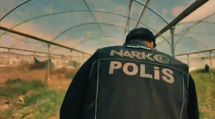 İçişleri Bakanlığı: “69 ilde uyuşturucu satıcılarına yönelik operasyonlarda 586 kg madde ve 4,7 milyon hap ele geçirildi”