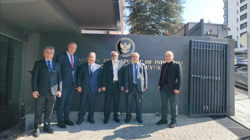 Endonezya Büyükelçisi Achmad Rizal Purnama’ya Ankara’da İpekyolu Forumu heyetinden diplomatik ziyaret