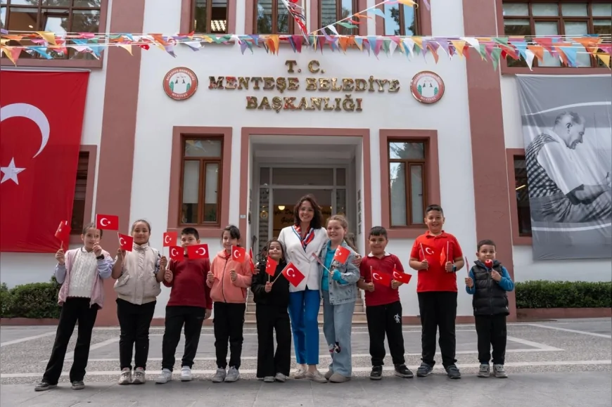 Menteşe Belediye Başkanı Gonca Köksal Aras: “23 Nisan’ı coşku ve gururla kutluyoruz”
