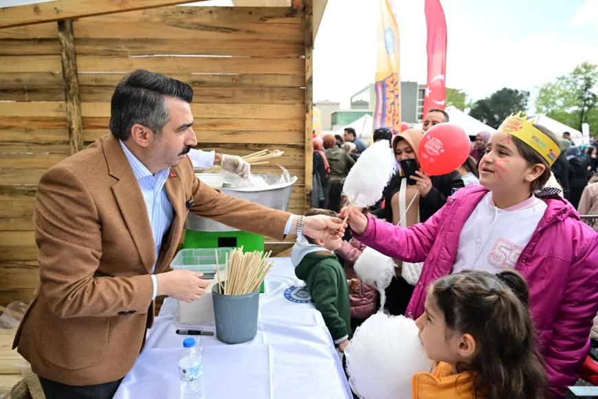 Yıldırım Belediye Başkanı Oktay Yılmaz: “23 Nisan çocuklara duyulan güvenin en somut göstergesidir”