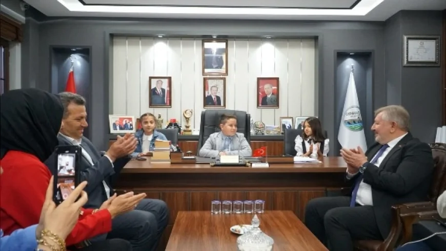 Osmancık Belediye Başkanı Ahmet Gelgör 23 Nisan’da Makamını Öğrenciye Devretti