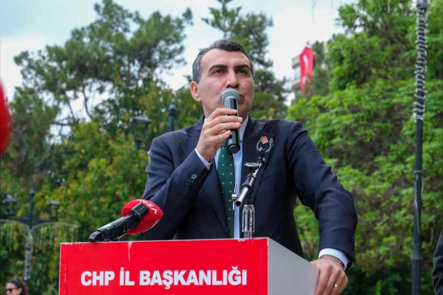 CHP Adana İl Başkanı Anıl Tanburoğlu: “Egemenlik kayıtsız şartsız milletindir, baskılara karşı direneceğiz”