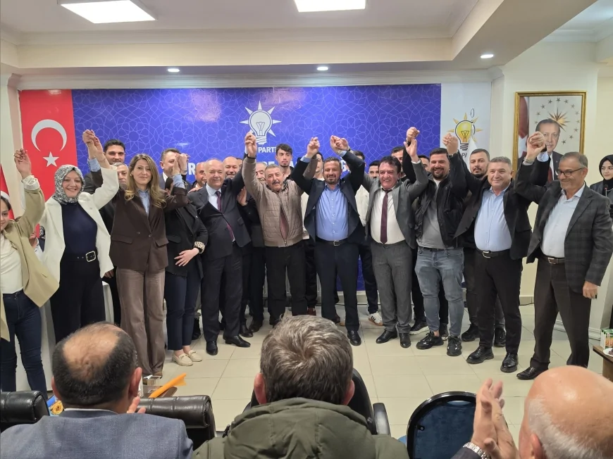 AK Parti Balıkesir İl Başkanı Mehmet Aydemir: “Dursunbey’de siyaset güven ve hizmetle yeniden şekilleniyor”