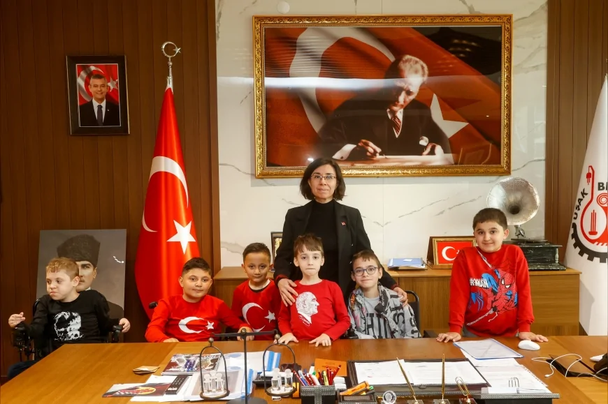 Uşak Belediye Başkanvekili Av. Hatice Terekeci Özkan: “DMD ile mücadele eden çocukların her zaman yanındayız”