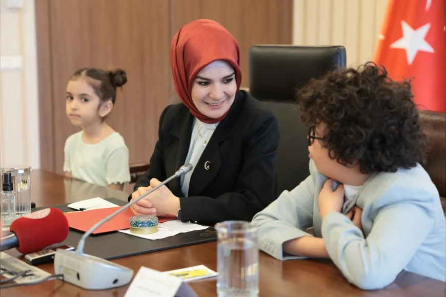 Aile ve Sosyal Hizmetler Bakanı Mahinur Özdemir Göktaş: “Yarın bu ülkenin yöneticileri sizlerin arasından çıkacak”