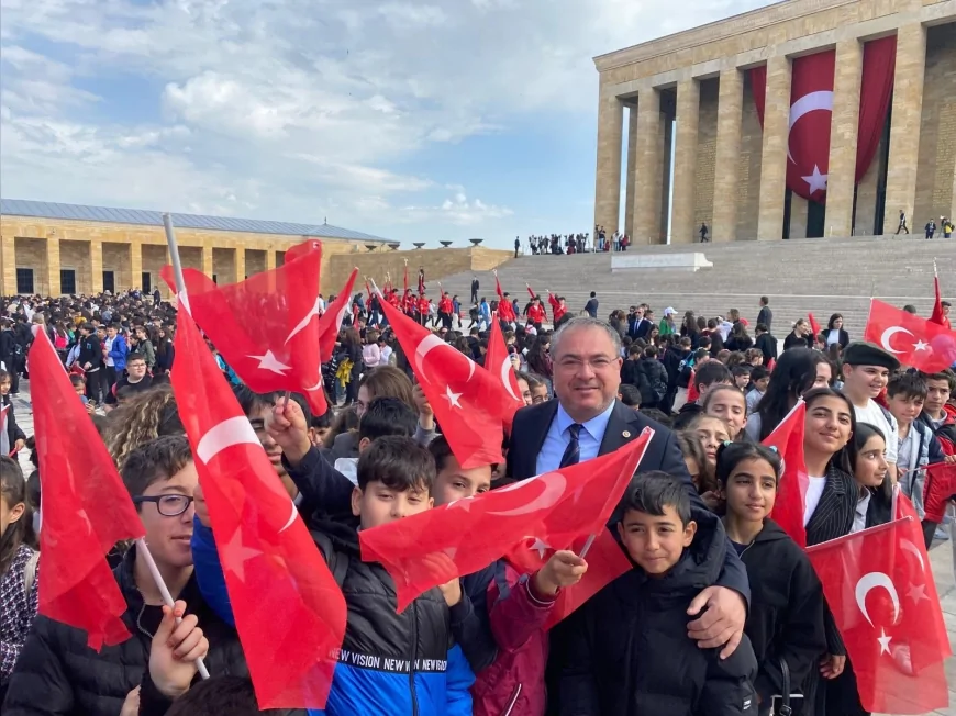 CHP Aydın Milletvekili Evrim Karakoz’dan 23 Nisan Mesajı TBMM’nin 106 Yılında “Egemenlik Kayıtsız Şartsız Milletindir” Vurgusu