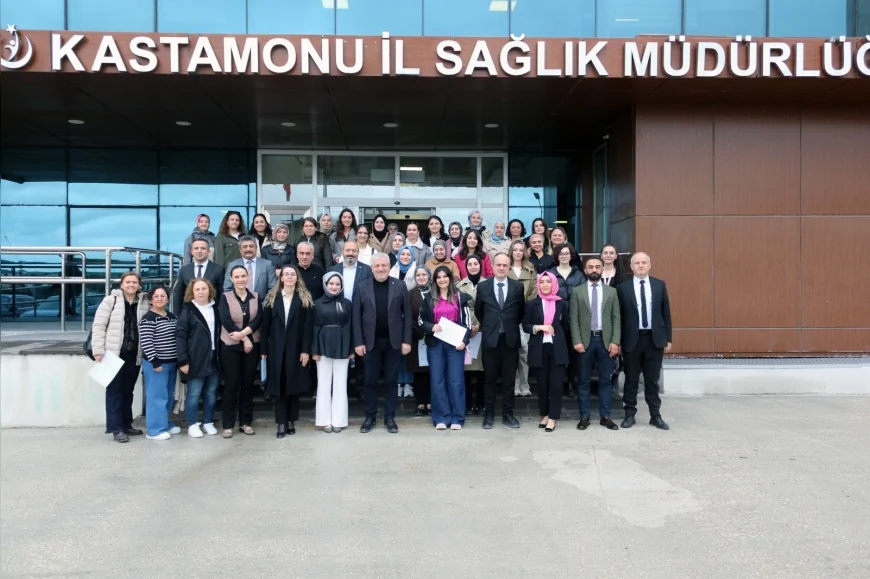 Kastamonu İl Sağlık Müdürü Dr. Fevzi Yavuzyılmaz: “Anne sütü bebek sağlığının temelini güçlendiriyor”