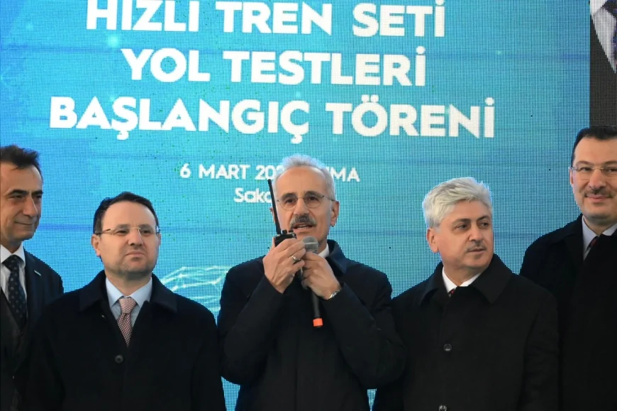 ULAŞTIRMA VE ALTYAPI BAKANI ABDULKADİR URALOĞLU: “YERLİ HIZLI TREN 225 KİLOMETRE HIZA ULAŞTI”