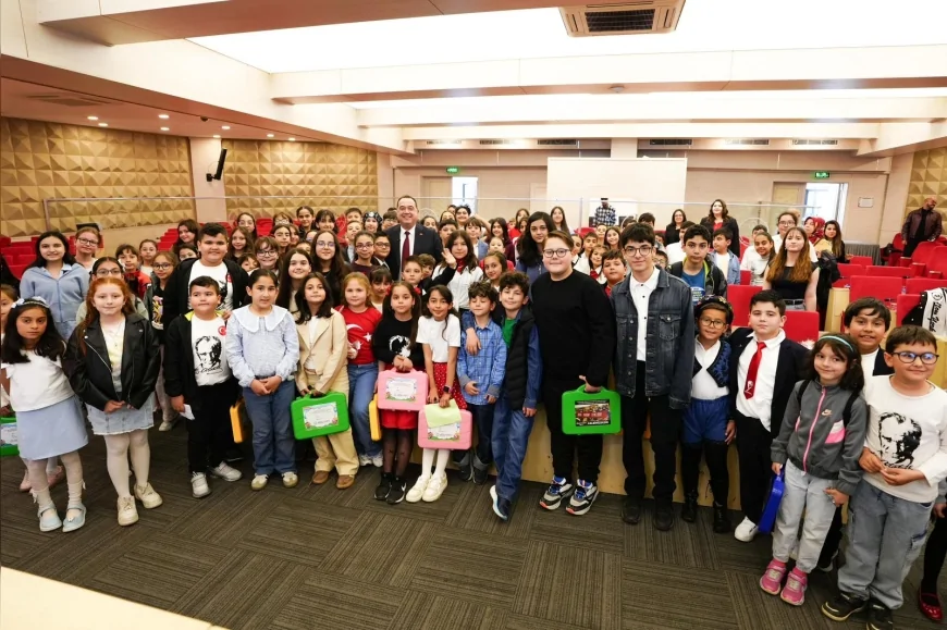 Manisa’da 1. Çocuk Meclisi İlk Oturumu Gerçekleşti, Manisa Büyükşehir Belediye Başkanı Besim Dutlulu: “Sizlerin vizyonu bizim yol göstericimiz olacak”