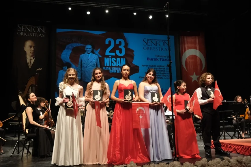 Eskişehir’de genç yetenekler 23 Nisan konserinde senfoni orkestrasıyla sahne aldı