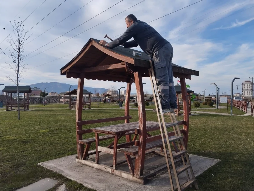 Ordu'da Kent Mobilyalarına Verilen Zararlar Artıyor Büyükşehir Ekipleri Bakım Ve Onarım Çalışmalarını Sürdürüyor