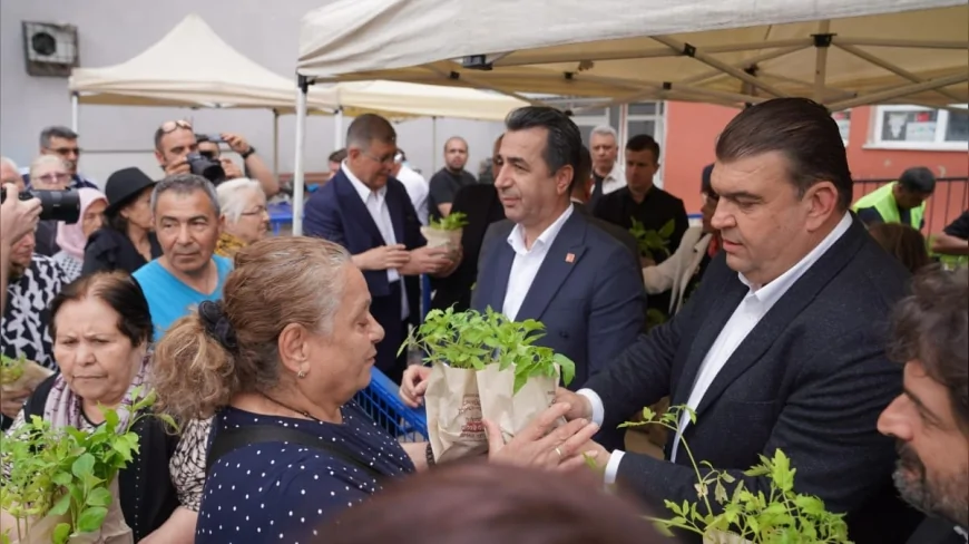 SEFERİHİSAR BELEDİYE BAŞKANI İSMAİL YETİŞKİN: “TOHUM TAKAS ŞENLİĞİ MÜCADELEMİZİN SİMGESİ”