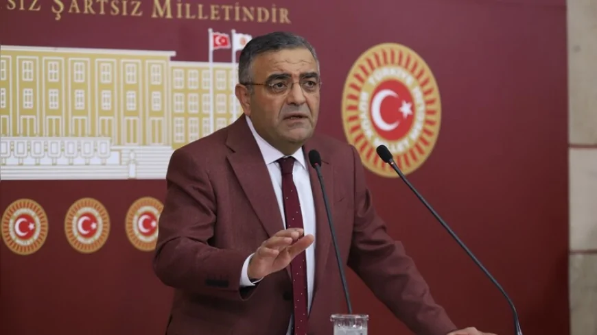 CHP Genel Başkan Yardımcısı Av. Dr. Sezgin Tanrıkulu cezaevlerindeki aşırı doluluk ve infaz eşitsizliği için Adalet Bakanı Akın Gürlek’e soru önergesi sundu