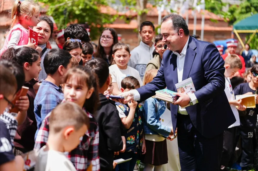 MANİSA BÜYÜKŞEHİR BELEDİYE BAŞKANI BESİM DUTLULU CANLI YAYINDA MESİR FESTİVALİ’NİN KÜLTÜREL MİRASINI ANLATTI