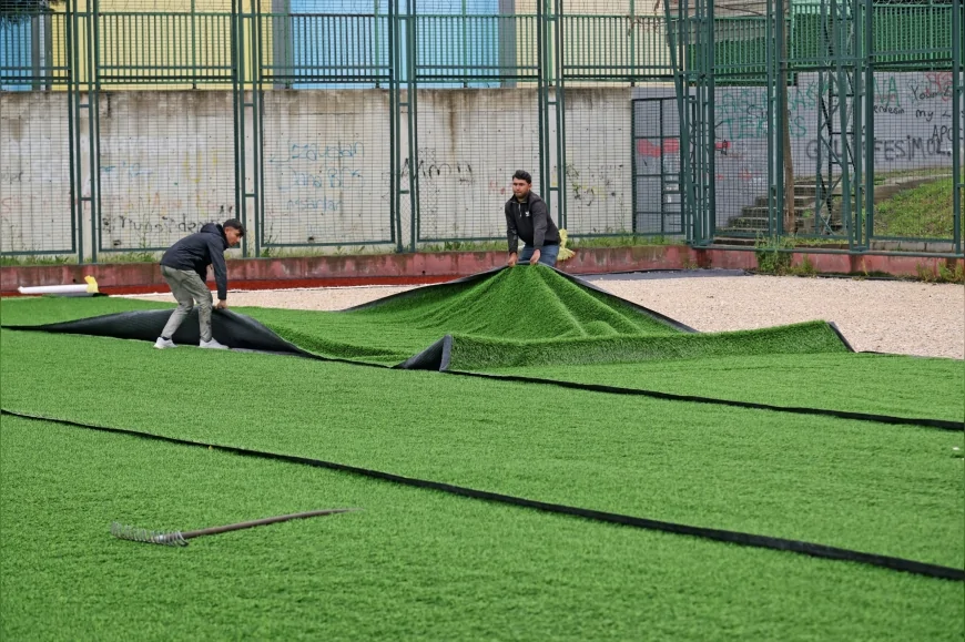 BURSA BÜYÜKŞEHİR BELEDİYESİ BAĞLARBAŞI SPOR TESİSLERİNİ YENİLEYEREK MODERN HALE GETİRİYOR