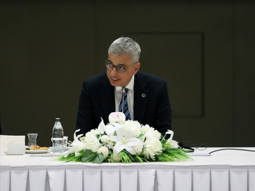 Sağlık Bakanı Prof. Dr. Kemal Memişoğlu: “Her anne adayına son 3 ayında bir ebe vereceksiniz”