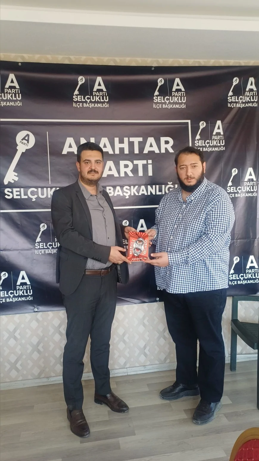 ANTIMATTER HOLDİNG YÖNETİM KURULU BAŞKANI ABDURRAHMAN AVCI’DAN ANAHTAR PARTİ SELÇUKLU İLÇE BAŞKANLIĞI’NA GENÇLİK VE BİLİM ODAKLI ZİYARET