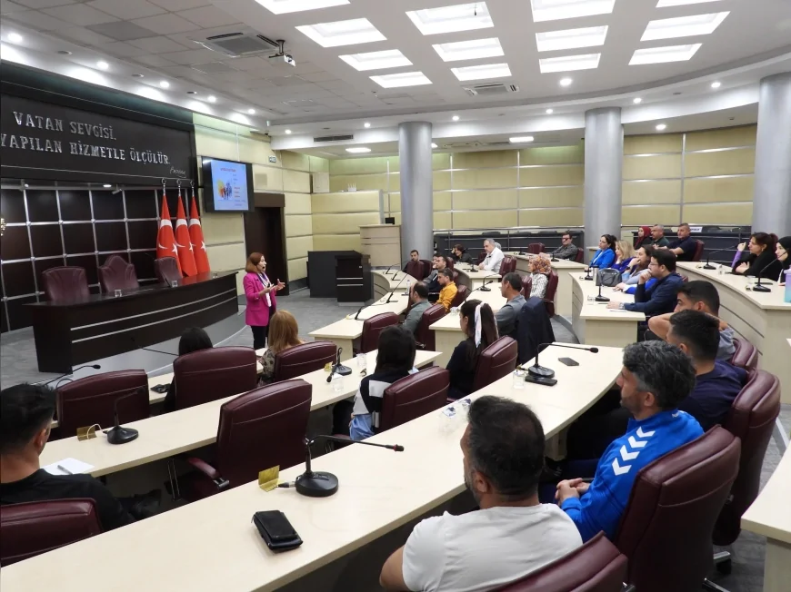 Kepez Belediyesi Personeline İletişim Eğitimi Verildi Kurum İçi Verimlilik Hedeflendi