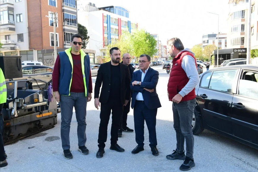 ALTIEYLÜL BELEDİYE BAŞKANI HAKAN ŞEHİRLİ ÇAYIRHİSAR GEÇİŞİNDE YENİLENEN YOLU İNCELEDİ