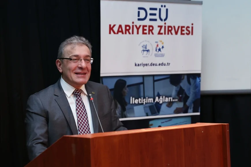 Dokuz Eylül Üniversitesi Rektörü Prof. Dr. Bayram Yılmaz: “Gençlerimizi geleceğe en donanımlı şekilde hazırlıyoruz”