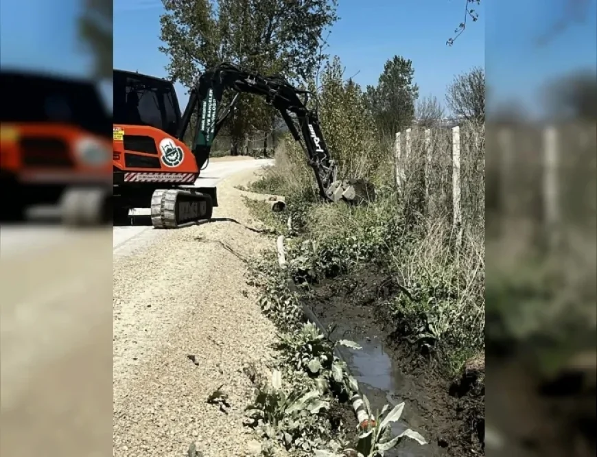 Bursa İnegöl’de Cerrah Mahallesi’nde 5 Kilometrelik Sulama Kanalı Temizlendi