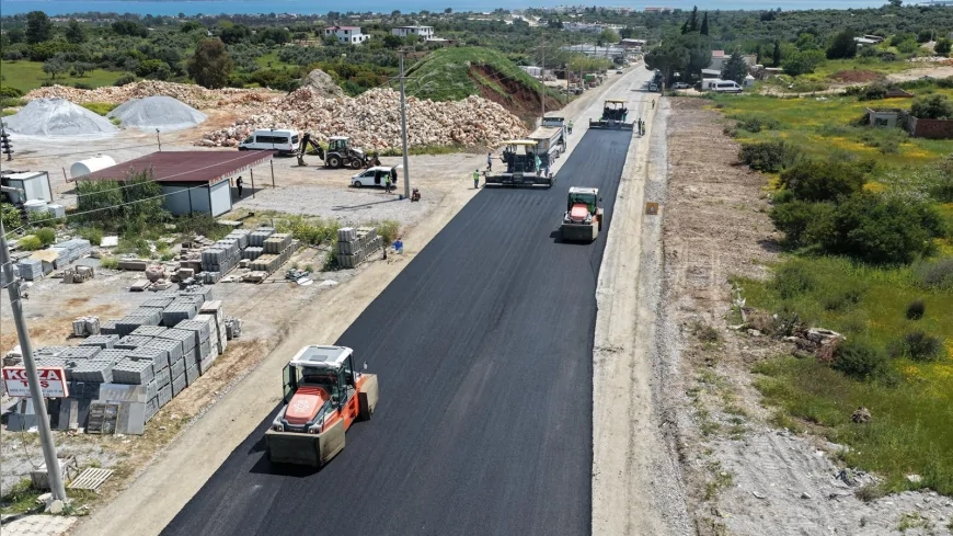 AYDIN BÜYÜKŞEHİR BELEDİYESİ TÜM İLÇELERDE EŞ ZAMANLI YOL VE ALTYAPI ÇALIŞMALARINI SÜRDÜRÜYOR