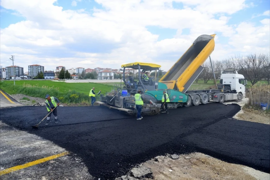 Kahramankazan Belediyesi İlçe Genelinde Asfalt Seferberliğini Genişletti Yeni Sanayi Bölgesi Çalışmaları Hız Kazandı