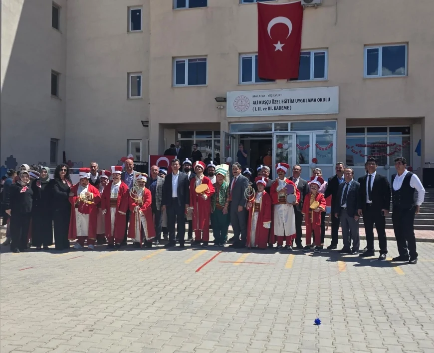 MALATYA’DA ÖZEL ÖĞRENCİLERİN HAZIRLADIĞI ÇOCUK ŞENLİĞİ RENKLİ GÖRÜNTÜLERE SAHNE OLDU