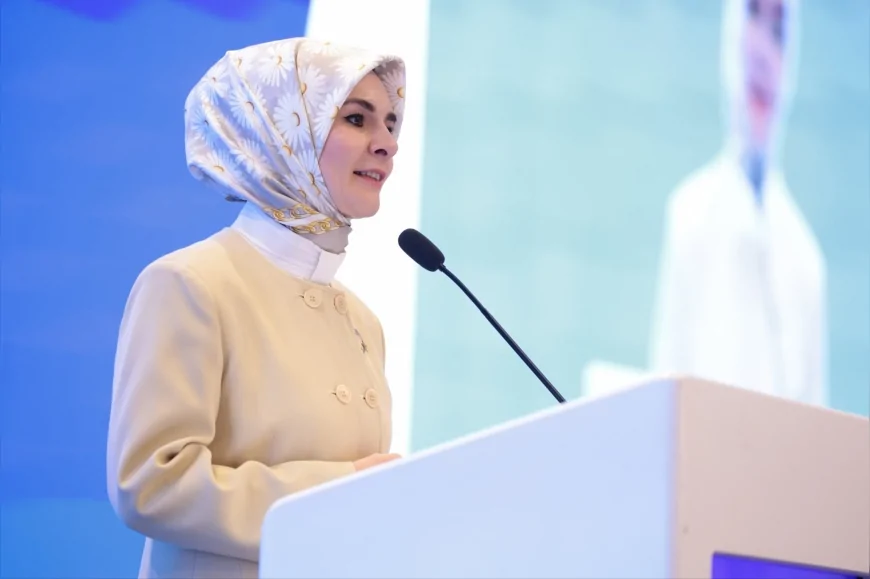 Aile ve Sosyal Hizmetler Bakanı Mahinur Özdemir Göktaş: “Nisan ayı doğum yardımı ödemelerini annelerin hesaplarına yatırdık”