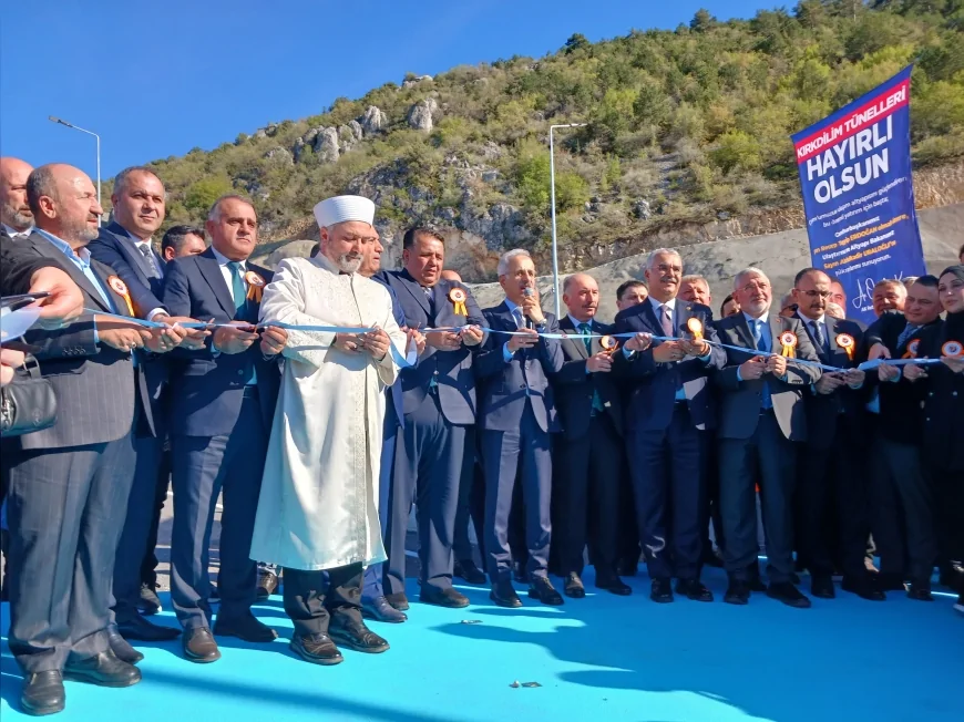 Ulaştırma ve Altyapı Bakanı Abdulkadir Uraloğlu Çorum’da Kırkdilim Tünelleri Açılışına Katıldı: “Seyahat süresini yarıya düşürdük”