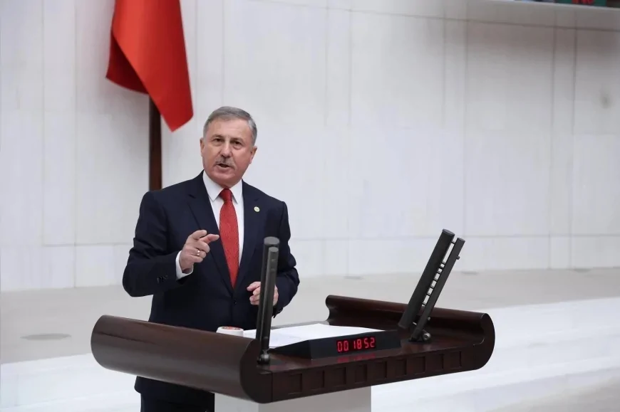 Yeni Yol Grubu Grup Başkanvekili Doç. Dr. Selçuk Özdağ: “Emekli ikramiyesi asgari ücret seviyesine çıkarılmalı”