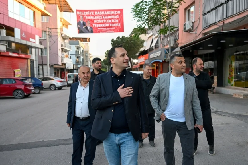 BORNOVA BELEDİYE BAŞKANI ÖMER EŞKİ EGEMENLİK MAHALLESİ’NDE İNCELEME YAPTI SOKAKLARDA ASFALT DÖNÜŞÜMÜ BAŞLADI