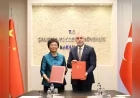 Çalışma ve Sosyal Güvenlik Bakanı Prof. Dr. Vedat Işıkhan ile Çinli mevkidaşı Wang Xiaoping arasında stratejik iş birliği adımı