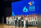 Muğla Büyükşehir Belediyesi Çoksesli Çocuk Korosu Çanakkale’de iki ödül kazandı