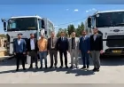 Başiskele Belediyesi Azez’e iki çöp kamyonu hibe ederek temizlik hizmetlerine destek sağladı