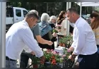 Manisa Büyükşehir Belediyesi 17 ilçede mezarlıklarda bayram öncesi çiçek ve bakım hizmeti gerçekleştirdi