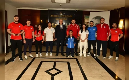 ANKARA BÜYÜKŞEHİR BELEDİYE BAŞKANI MANSUR YAVAŞ: “OLİMPİYATLARDA İSTİKLAL MARŞI’MIZI GÖĞSÜMÜZÜ GERE GERE SÖYLETMEK İSTİYORUZ”