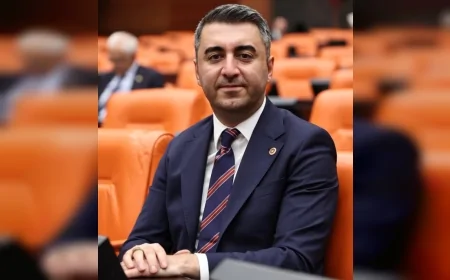 CHP Tekirdağ Milletvekili Cem Avşar: “Emekçi neden işsiz, neden sokakta?” diyerek Meclis’e soru önergesi sundu