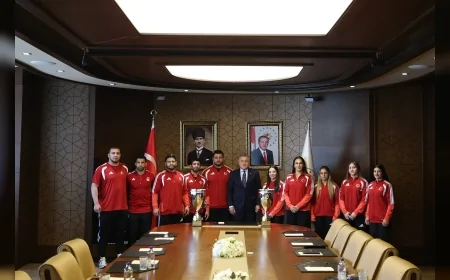 Gençlik ve Spor Bakanı Dr. Osman Aşkın Bak: “Güreşte hedefimiz olimpiyat zirvesi ve sürdürülebilir başarı”