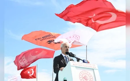 Ulaştırma ve Altyapı Bakanı Abdulkadir Uraloğlu: “Karaman Çevre Yolu Şehrin Ulaşım Yükünü Önemli Ölçüde Azaltacak”