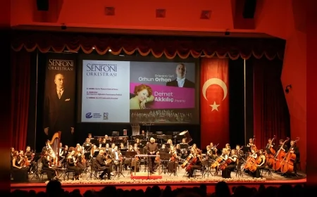 ESKİŞEHİR’DE SENFONİ ORKESTRASI KONSERİ KLASİK MÜZİKSEVERLERE UNUTULMAZ BİR GECE YAŞATTI